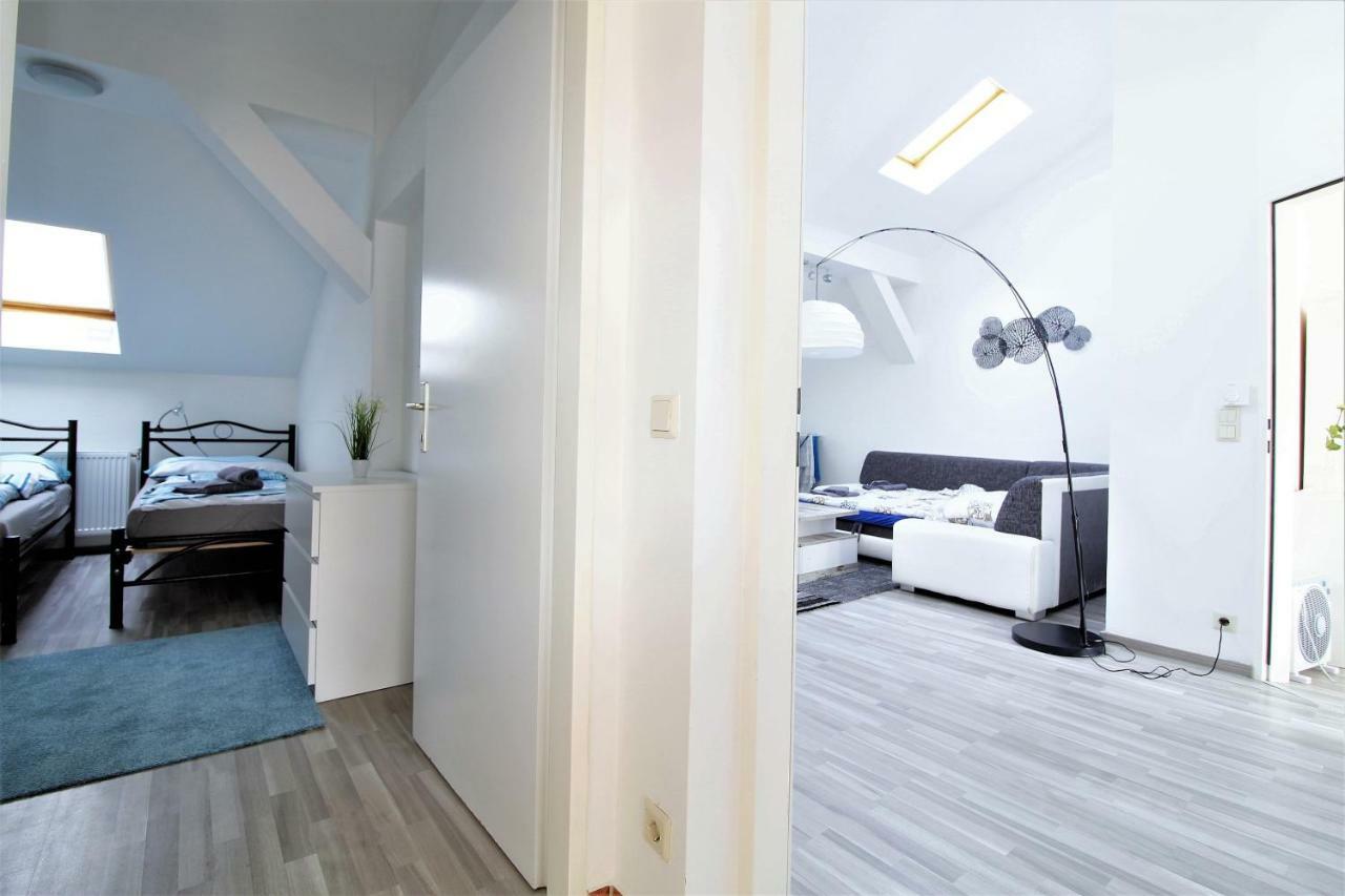 Gold: Penthouse Volkertmarkt Apartament *