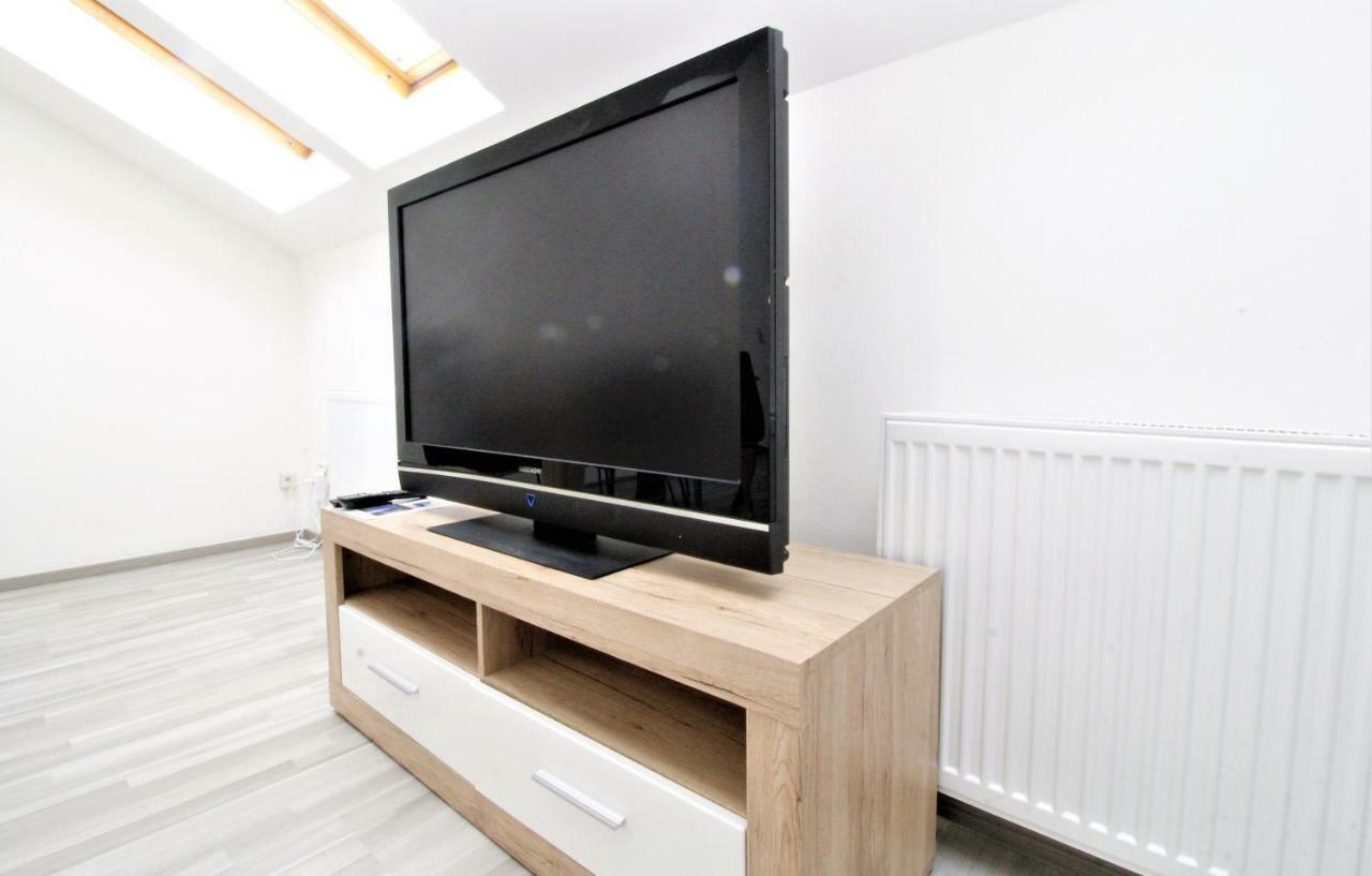 Gold: Penthouse Volkertmarkt Apartament